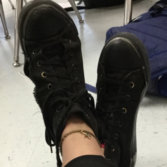 Meet your Posher, Zoe - Picture 1 of 1